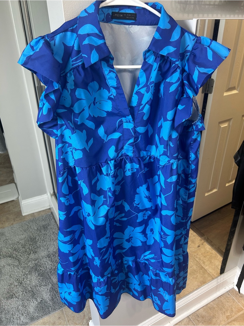SHEIN Blue Floral Collared Dress